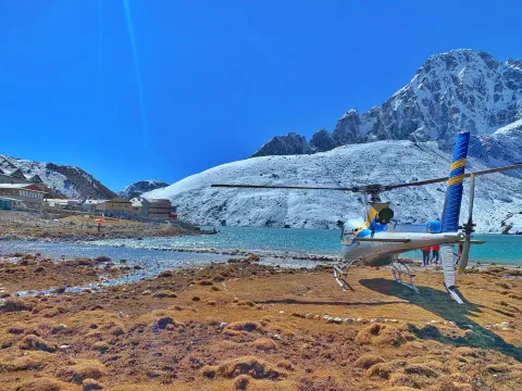 Everest Gokyo Lake Helicopter Tour